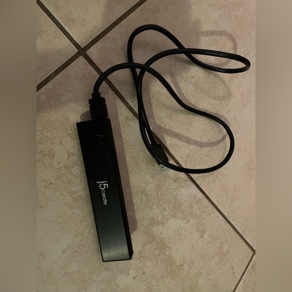 j5create 7-Port Powered USB 3.0 Data Hub with 3.3 ft Extended Cable